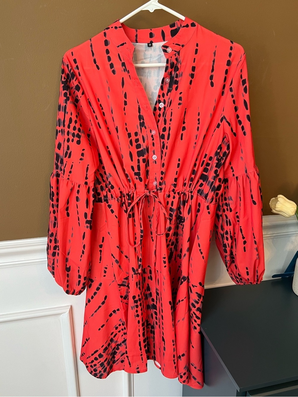 Source Unknown Red Black Printed Mini Dress with Tie Waist Size M Art to Wear